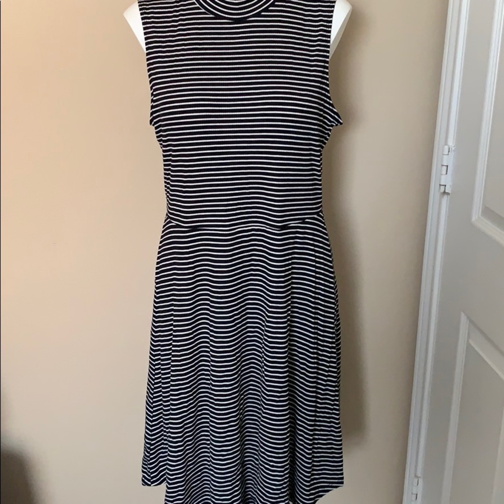 Old Navy black and white stripped dress size L